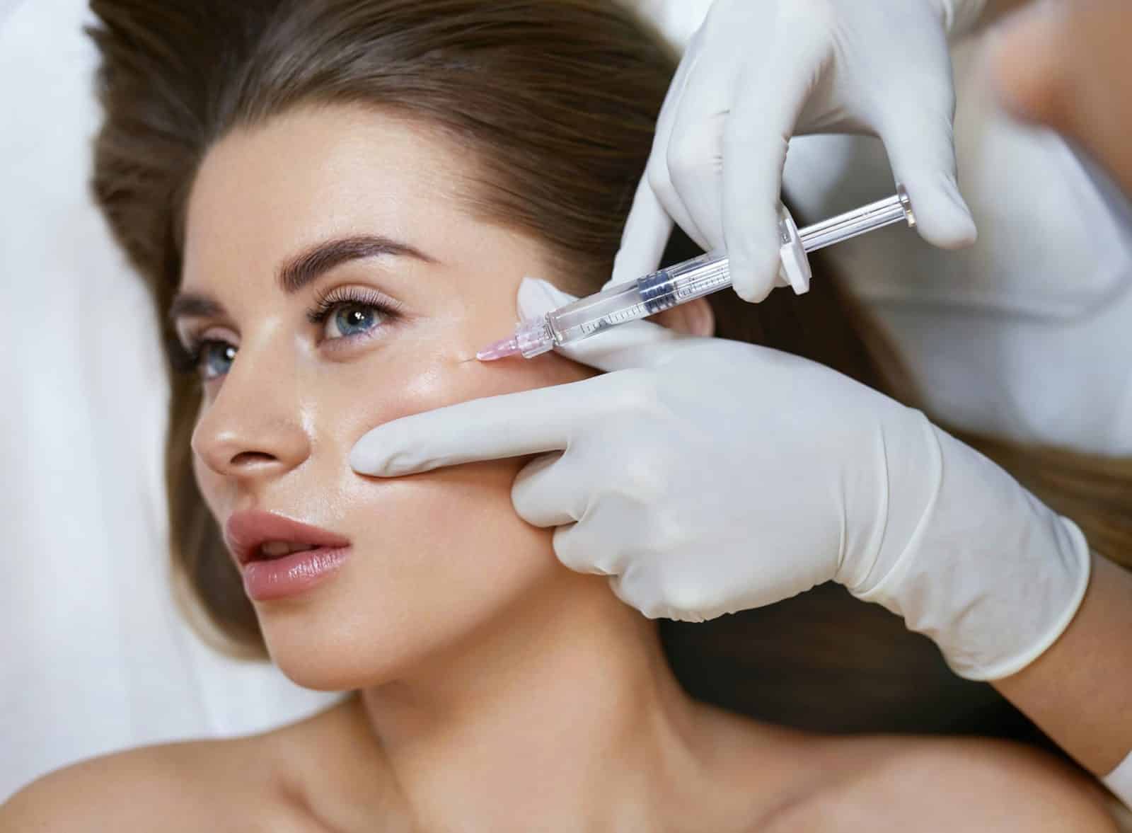 تزریق ژل گونه