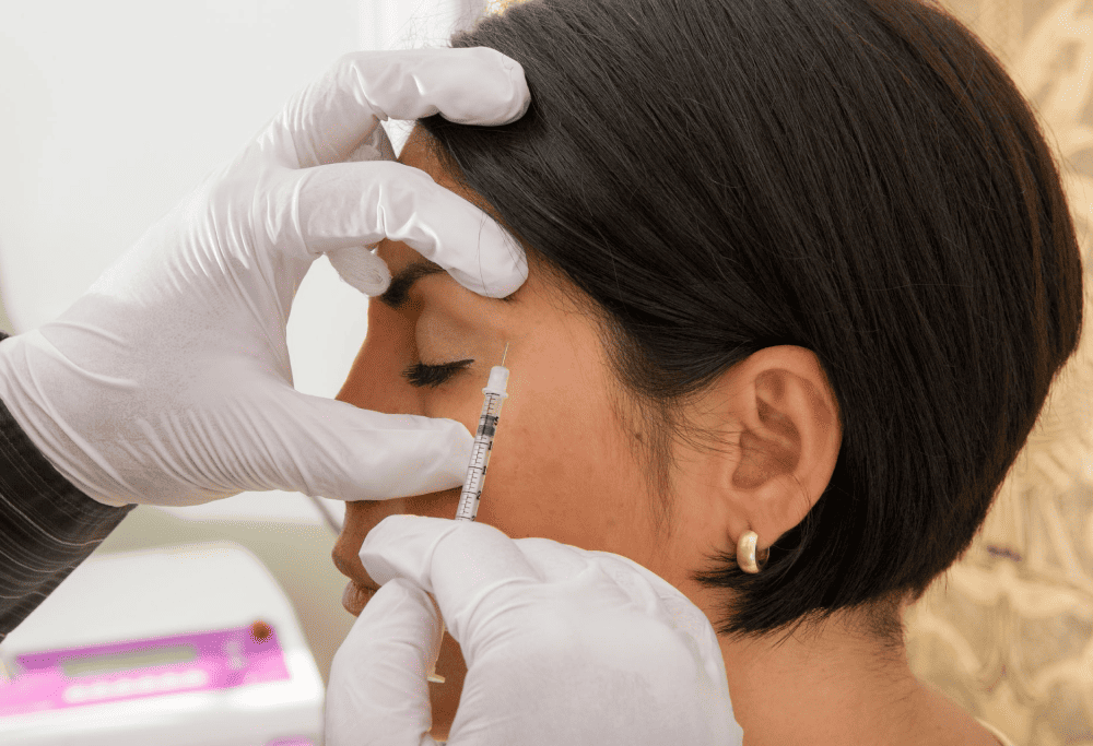 روند انجام درمان میگرن با تزریق بوتاکس چگونه است؟